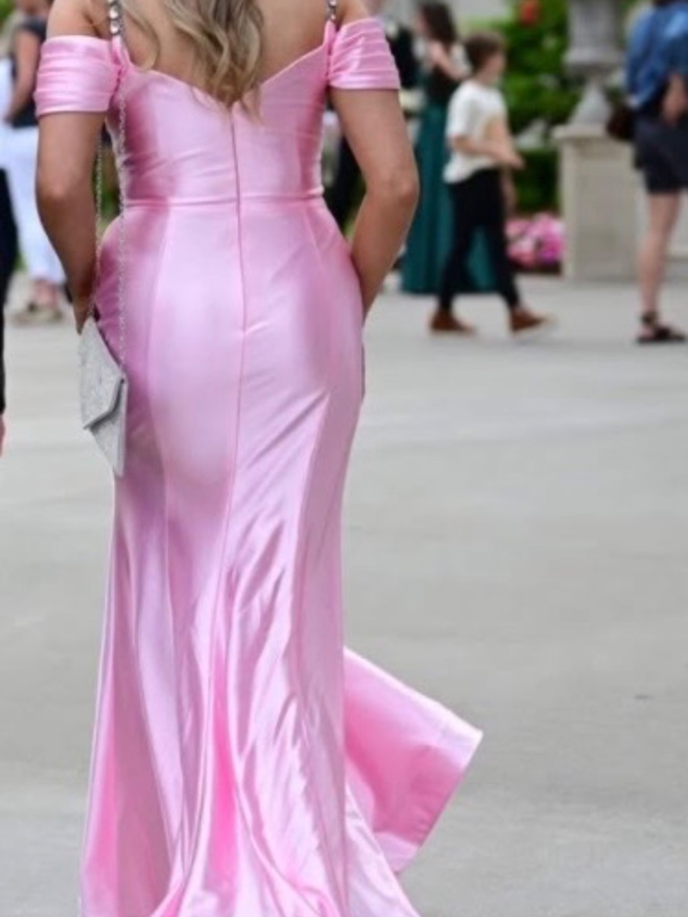 Prom dress - Picture 4 of 5